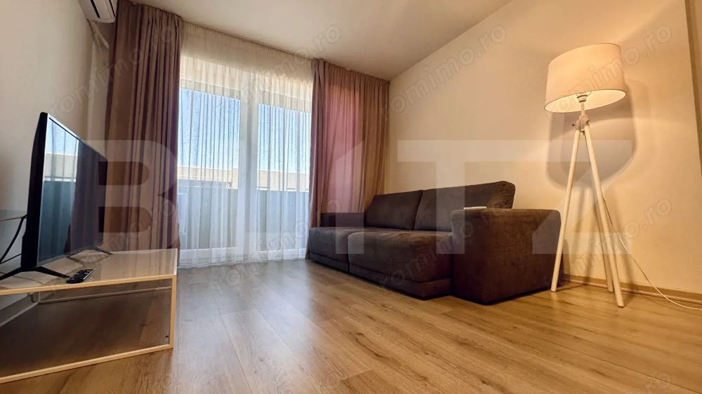 Apartament decomandat 54 mp,  cu parcare in Prima Onestilor 