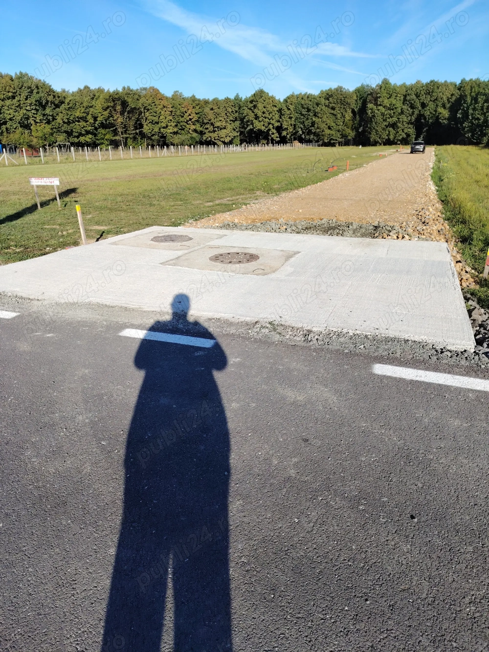 Vând 2 parcele de terenuri intravilane cu utilități , strada Stejarului, Lăpusel la 11 Ari  parcelă