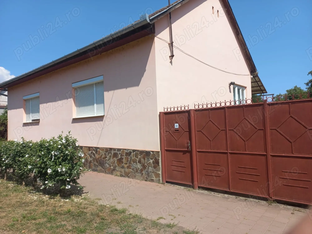 Casa de vanzare Nusfalau
