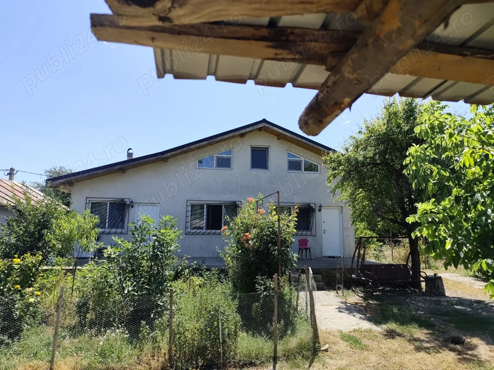 Vând  schimb casă în Valea Macrișului Ialomița 