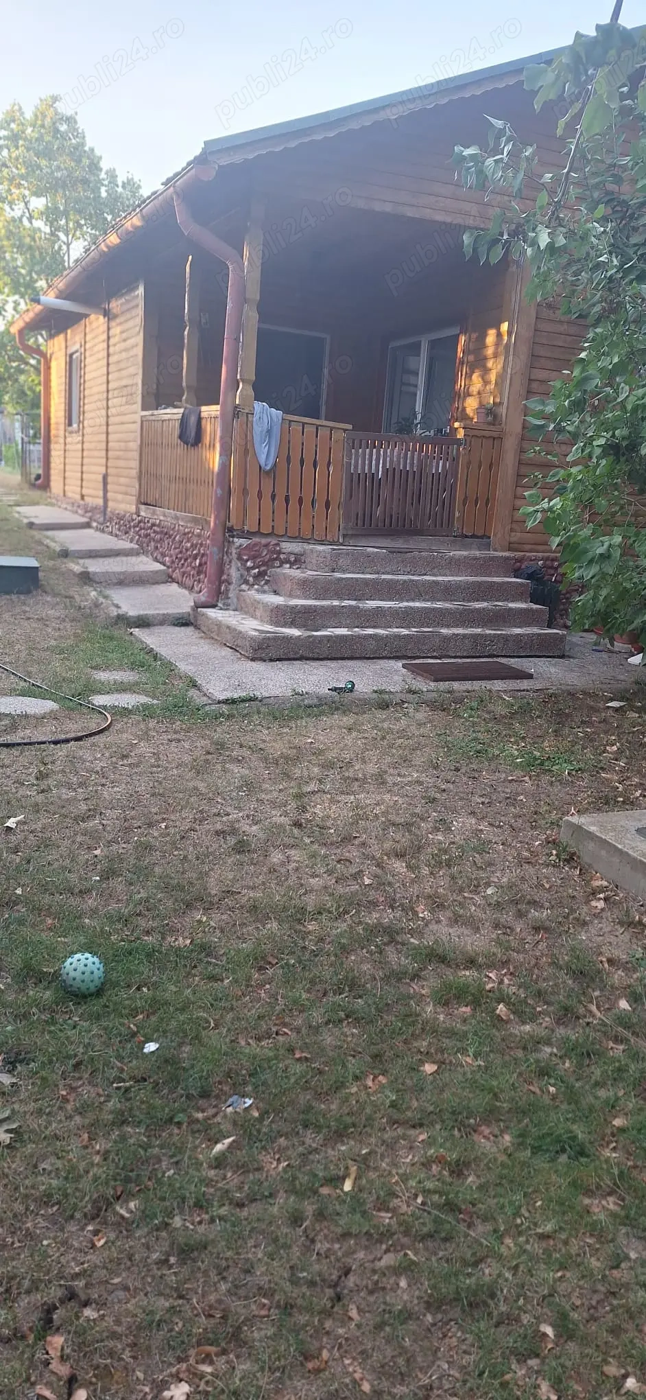 Angajam familie (2 pers) pentru ingrijire casa Corbeanca, gradina, sofer (cazare asigurata)