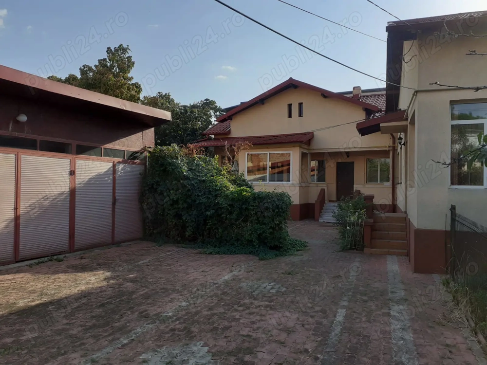 Vanzare casa 4 camere in Ploiesti, zona ultracentrala