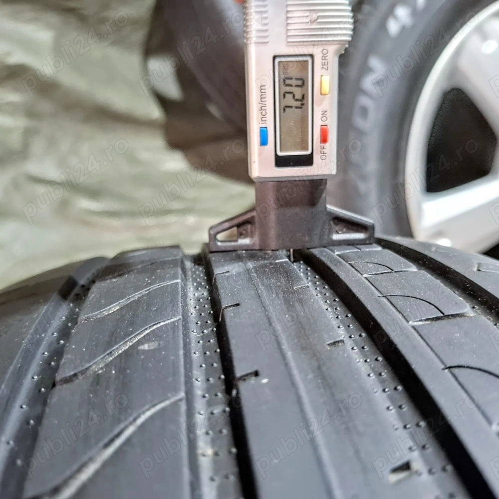 Anvelope R17 set 4buc. 225/65 R17 de vara cu profil bun