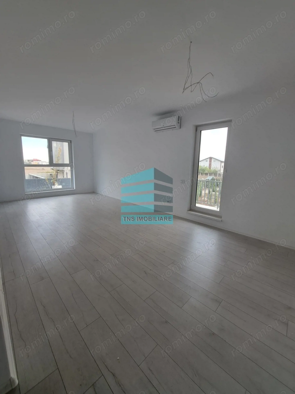 Apartament Generos 3 Camere, 103 Mp, Zona Pallady, Metrou