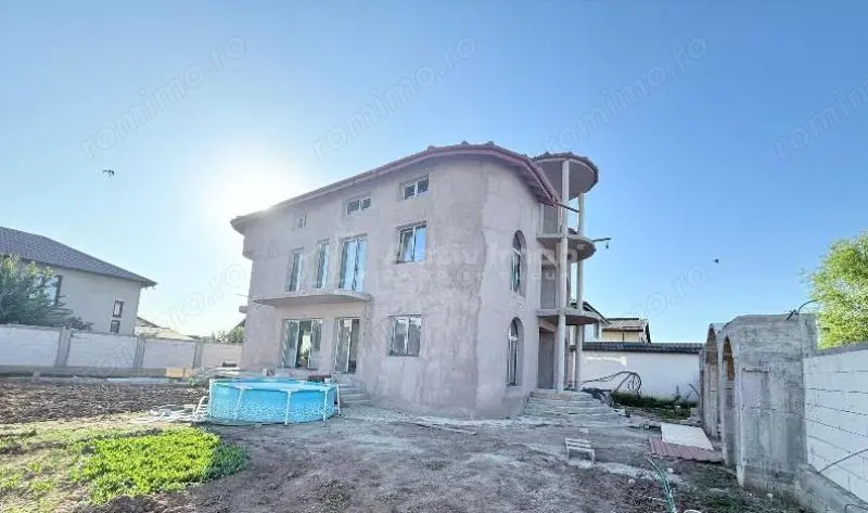 Vanzare  - Casa- Vila - Prelungirea Ghencea - Gladiolelor - teren 572mp - 330000E - Comision 0!