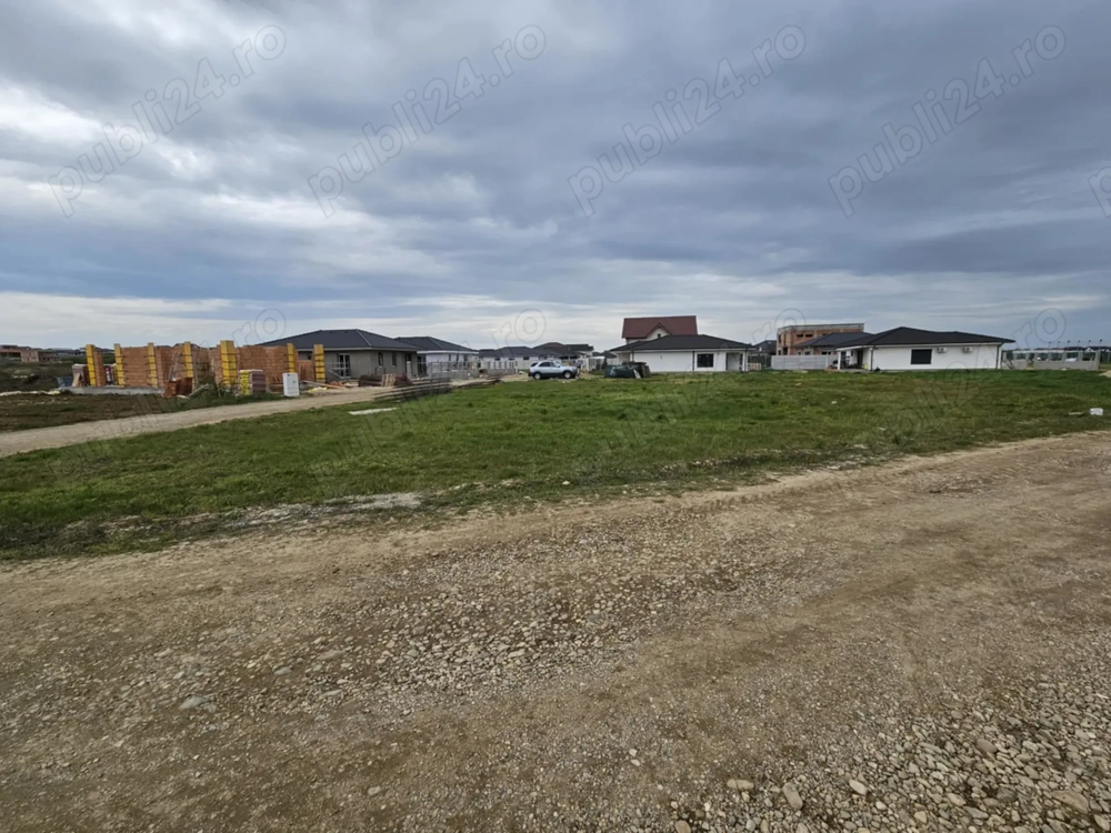 Teren de vanzare 