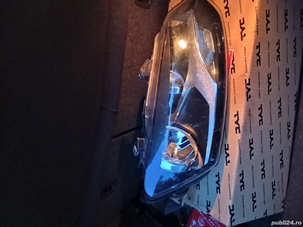 vand far dreapta polo 2011 _2014 vand far dreapta polo 2011 _2014