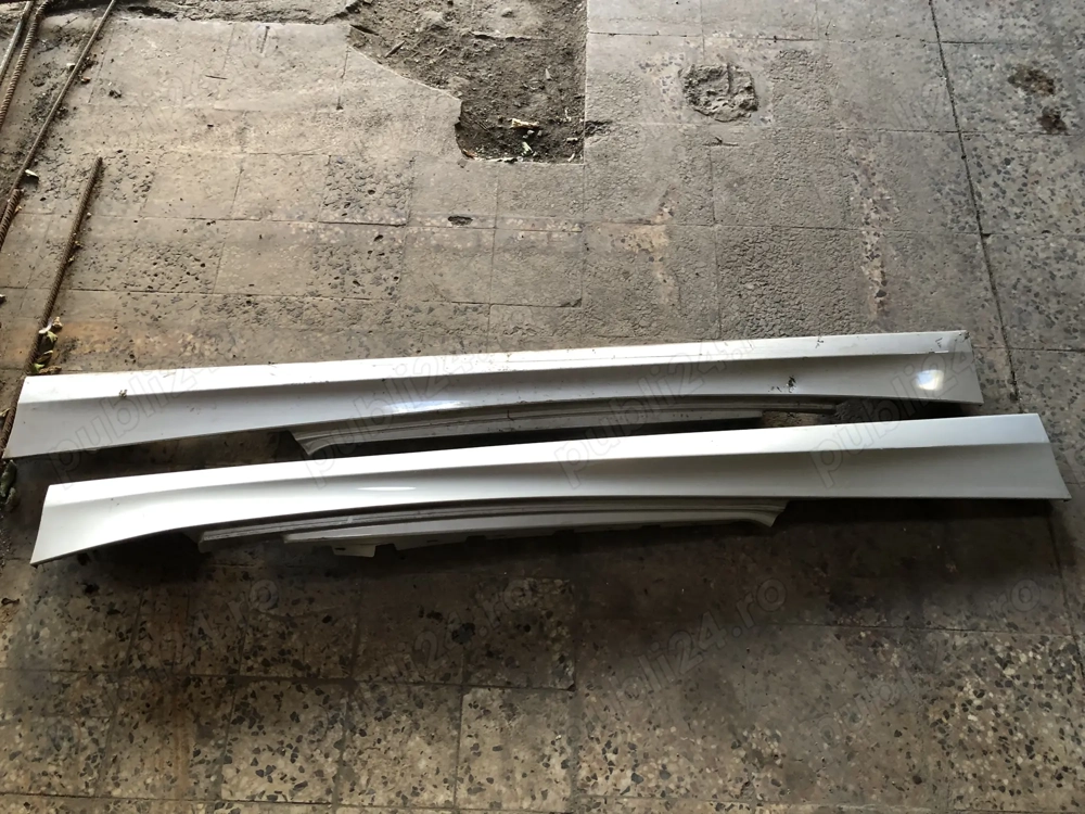 Prag Stanga Dreapta BMW E81/E87 [facelift] Original an 2009