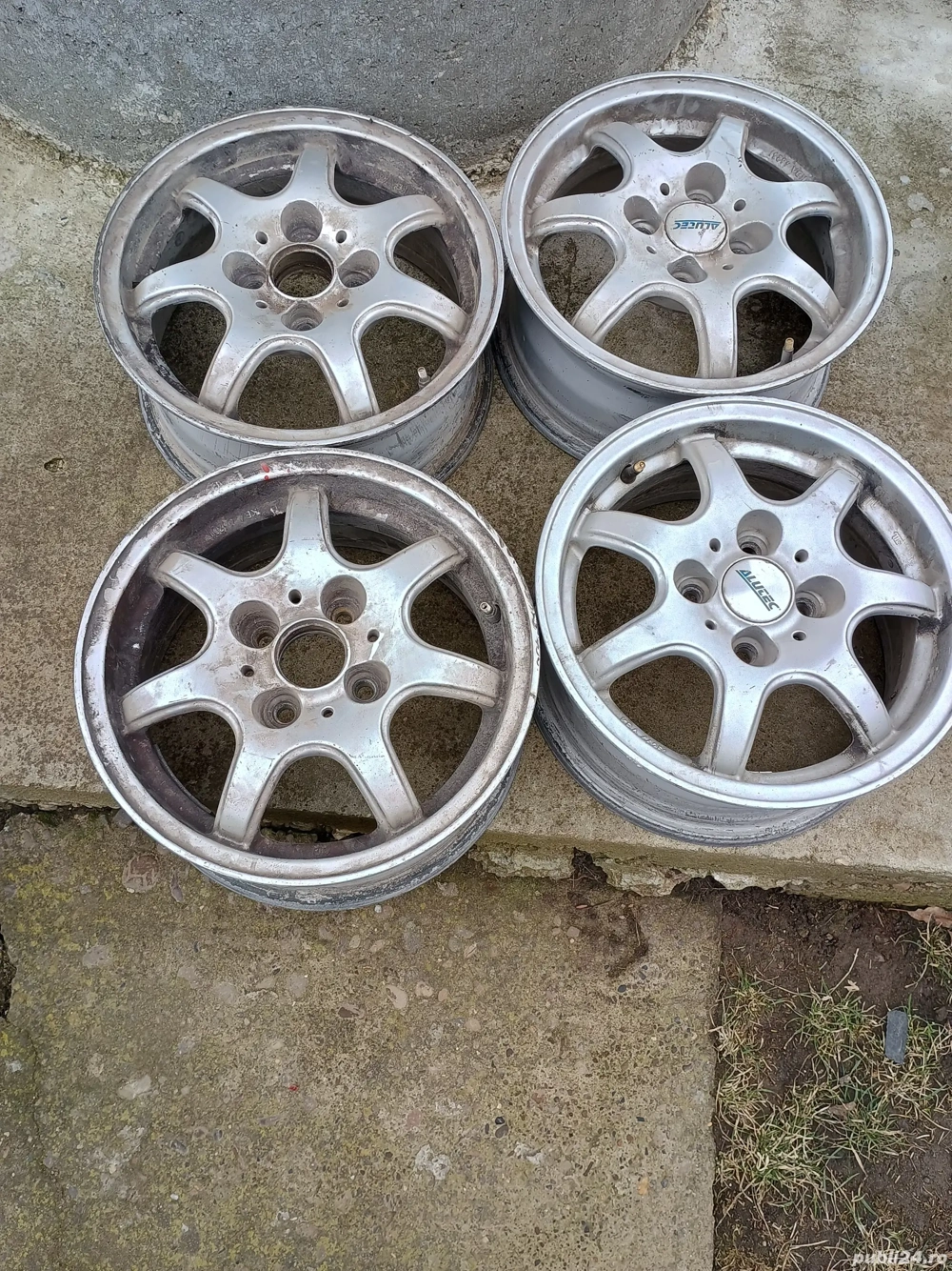 De vanzare jante aliaj. De vanzare jante aliaj.