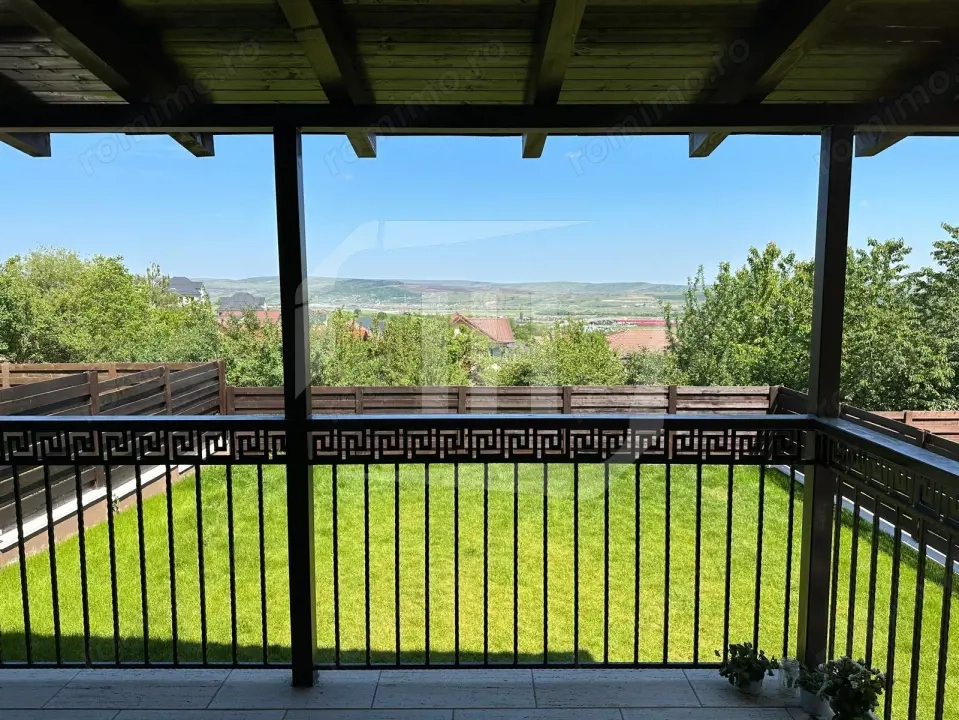 Casa individuala, in Dezmir