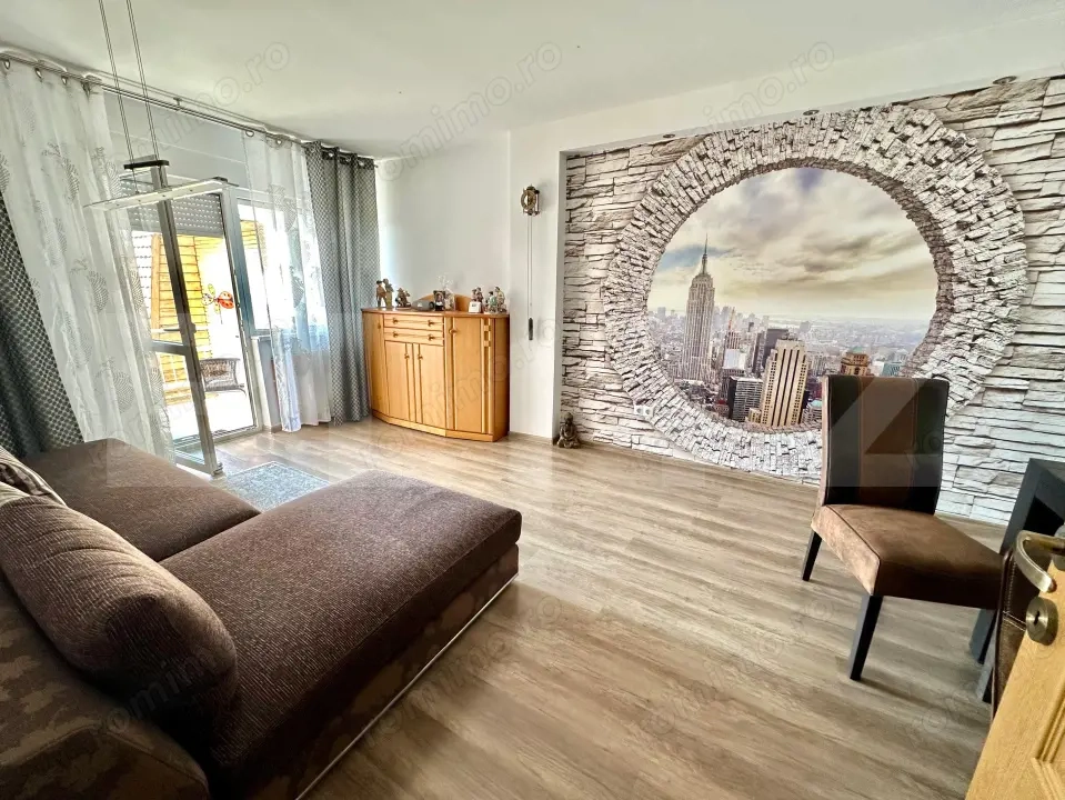 Apartament 3 camere,2 balcoane,complet renovat,Zona centrala Blaj