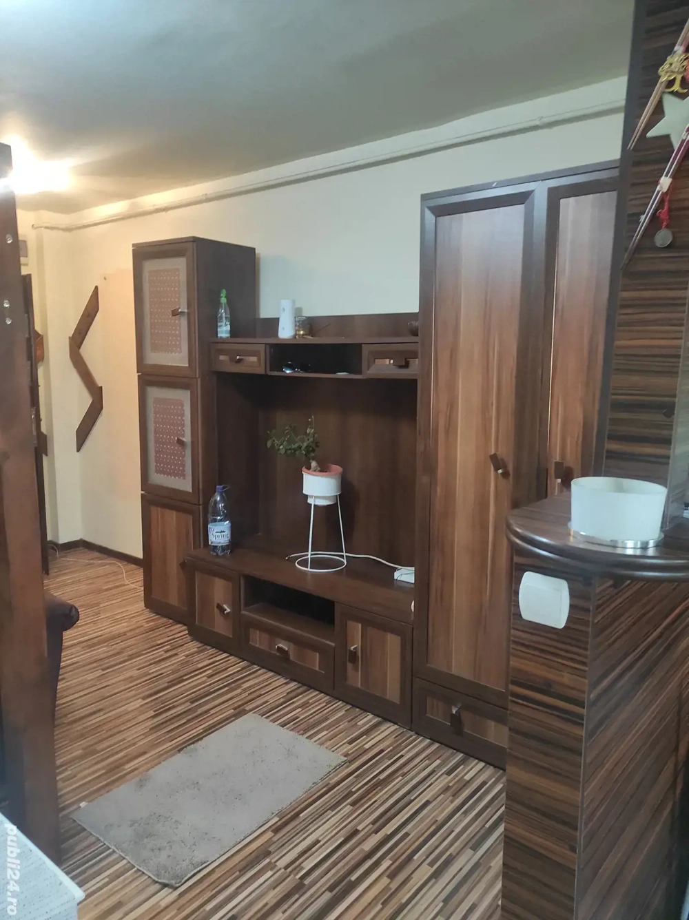 Garsoniera etj 1 zona Dacia