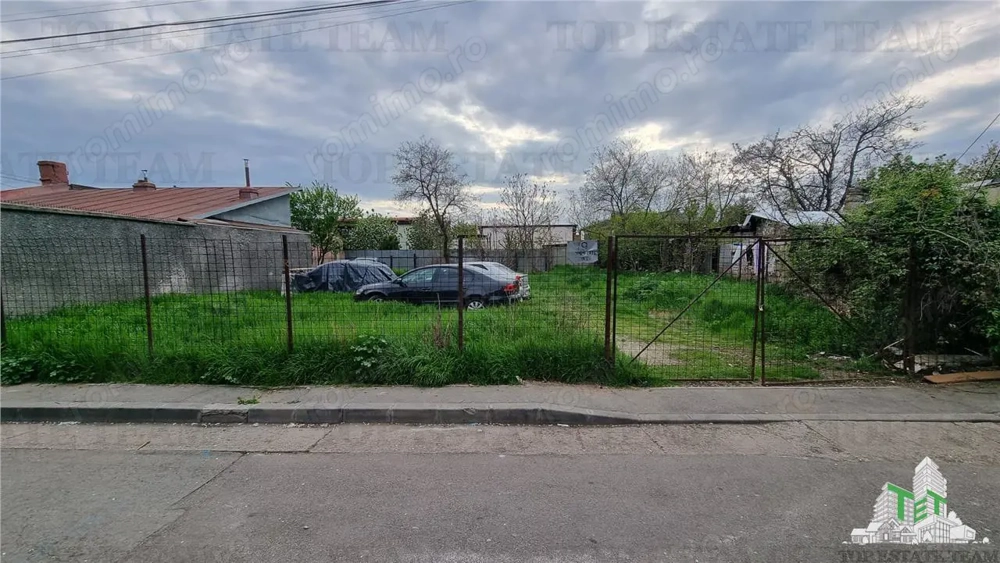 Teren Intravailan de Vanzare(tei toboc)