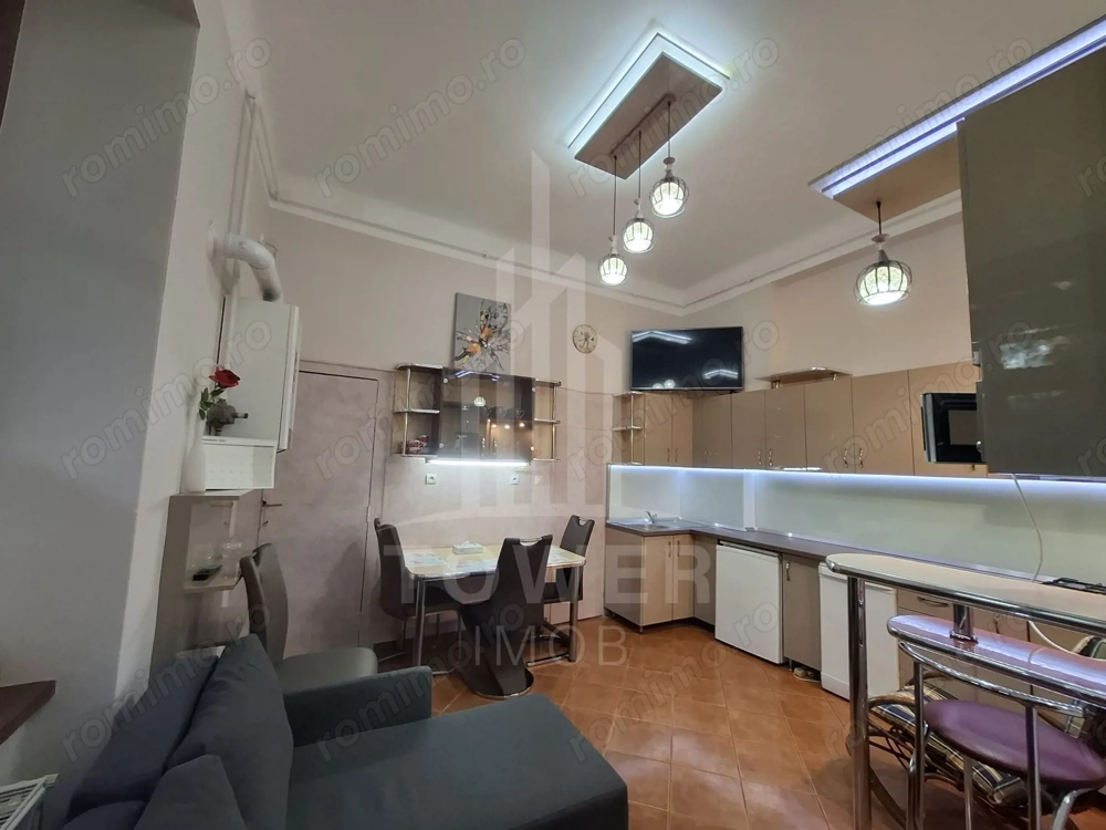 Apartament 3 camere la vila de închiriat