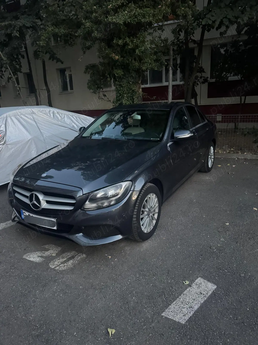 Vând Mercedes Benz C 200