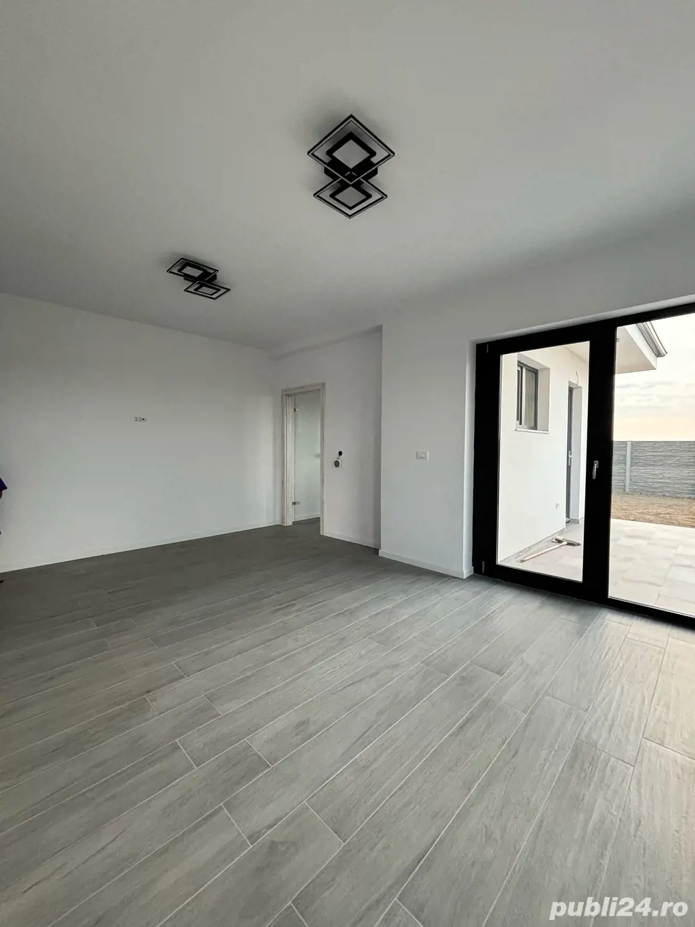 Vânzare Duplex în Urseni Moșnița Nouă