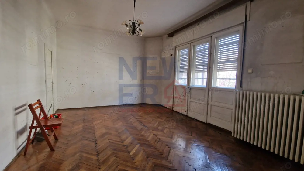 Proprietate deosebită ap 3 camere în casă interbelică, de vanzare in zona Unirii