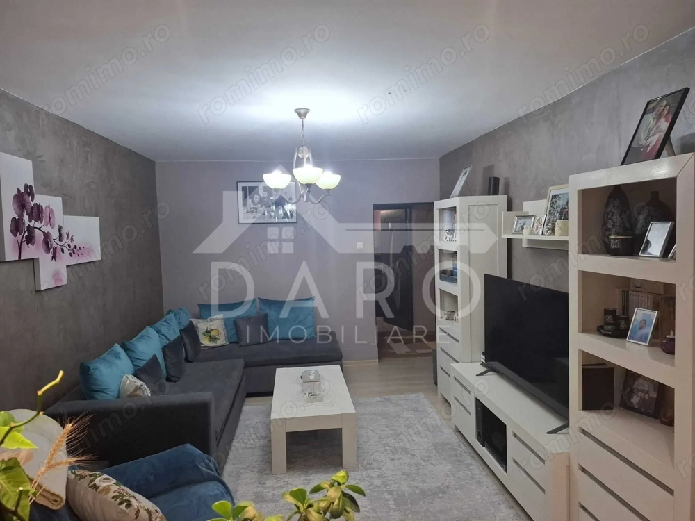 Apartament de vanzare, 3 camere, 68 mp, zona Tudor.