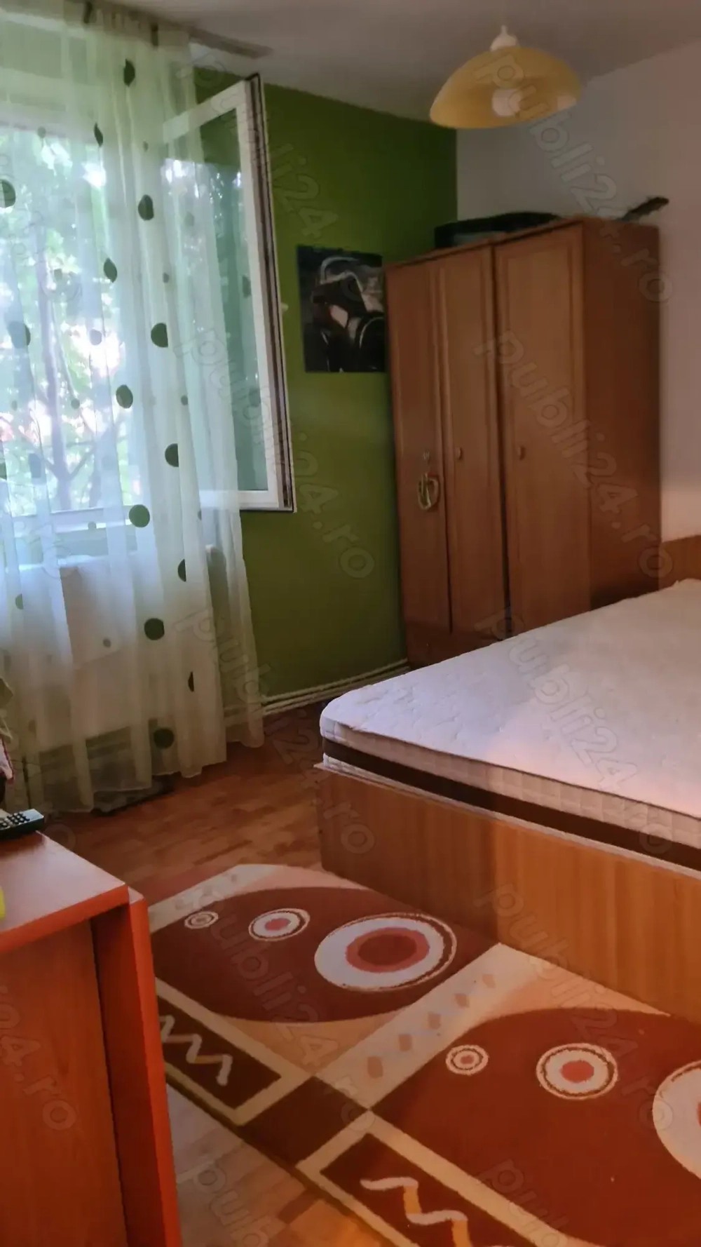 Vând apartament cu doua camere
