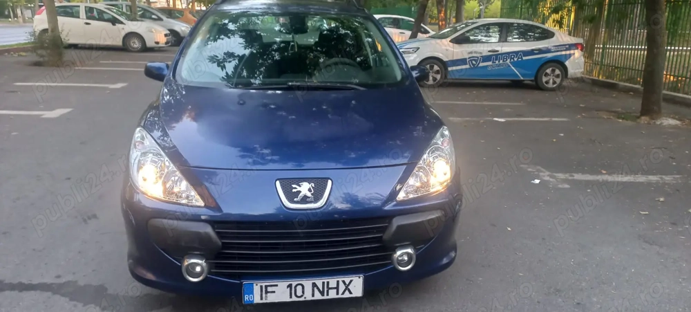 De vânzare un Peugeot brek 307 motor 1.6 benzina foarte economic  De vânzare un Peugeot brek 307 motor 1.6 benzina foarte economic