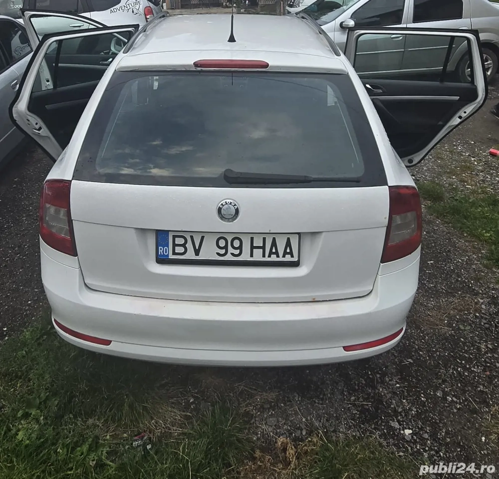 Vând Skoda Octavia Vând Skoda Octavia