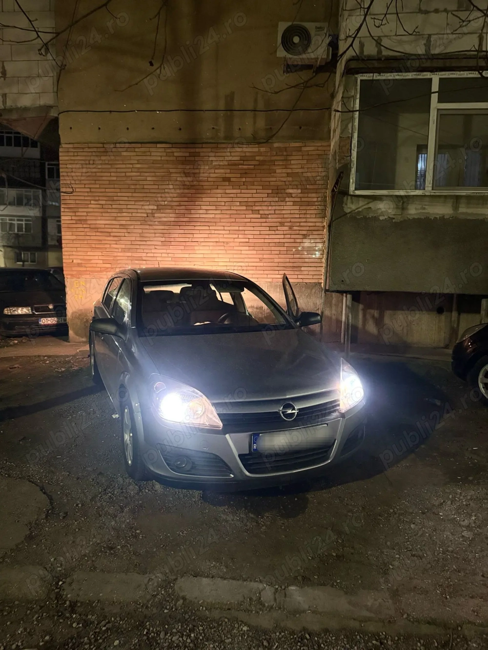 Opel astra h