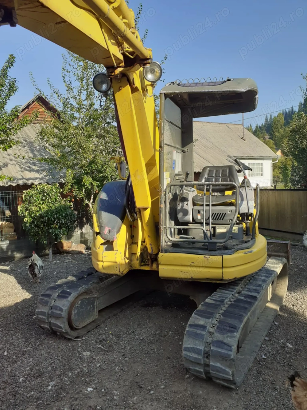 Miniescavator Komatsu 50 pcuu-2..VARIANTE