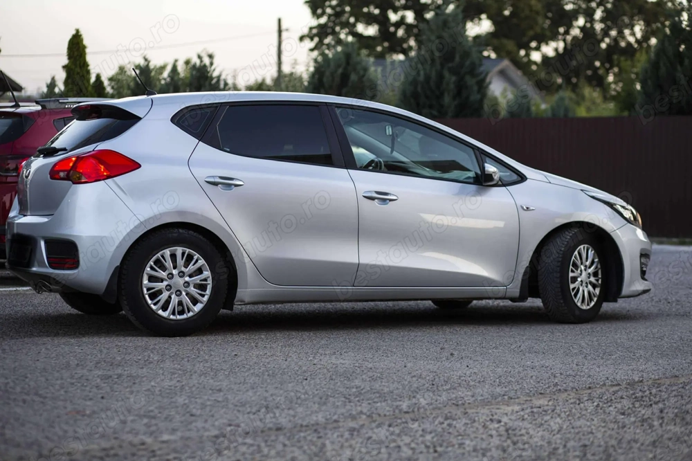 Kia Ceed an 2016 , benzina, foarte spatioasa si silentioasa ,72 000km