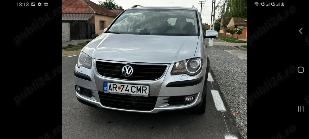 Vând VW Touran Cross