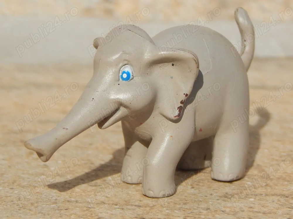 Figurina elefant Kinder din cauciuc dur 5 cm