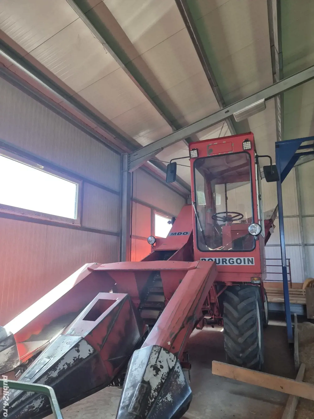 vand bourgoin Md8 ( urgent)