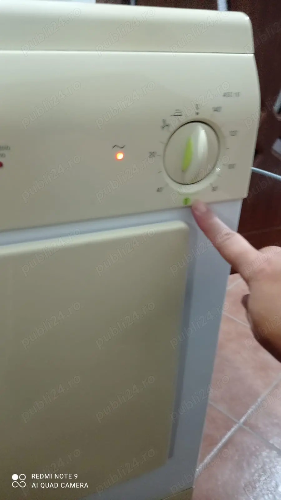 Mașina uscat rufe Indesit 