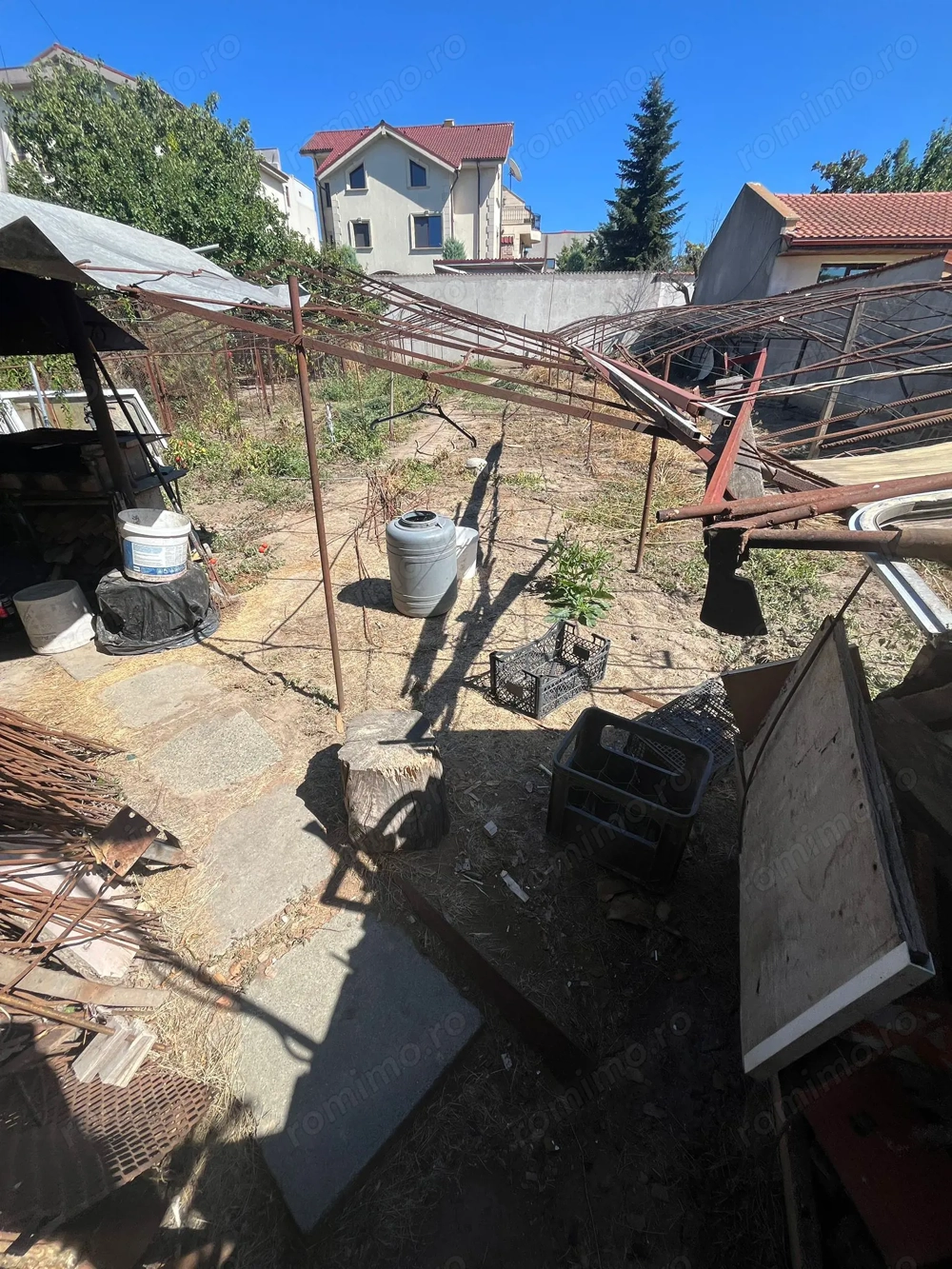 Teren intravilan Stadion