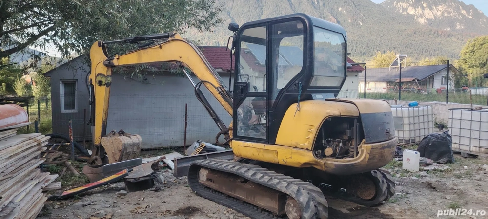 miniexcavator caterepilar 304.5 an 2002