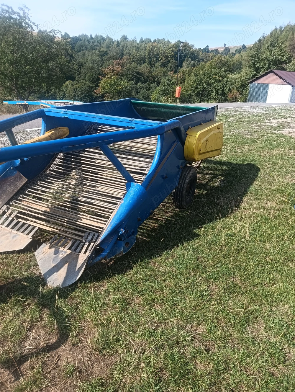 De vânzare mașina de scos cartofi Poloneză 