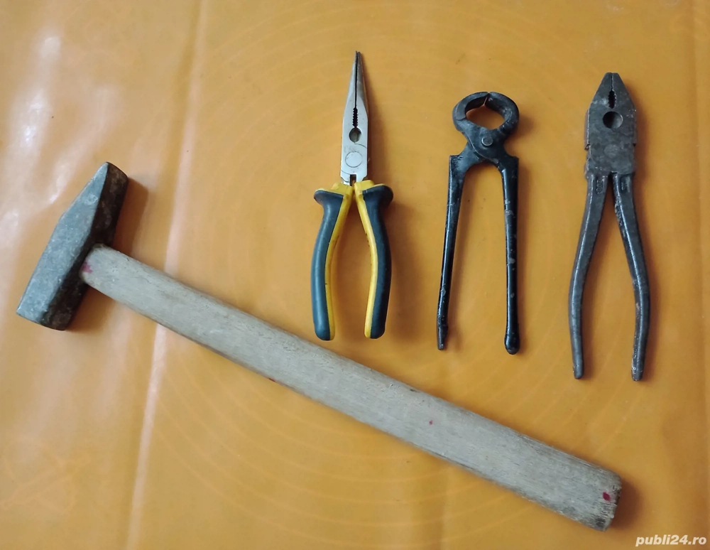 Unelte, ciocan, patent, clește 