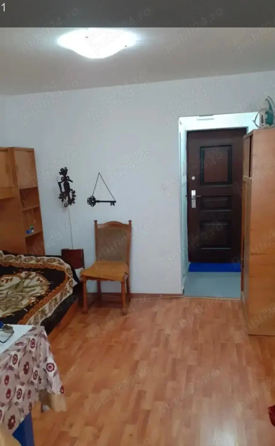 Vand garsoniera in Mureseni