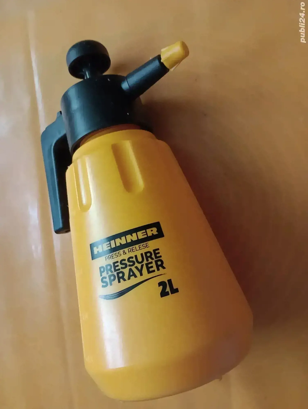 Pulverizator de apă, nou, 2 litri, pentru stropit plante, rufe de călcat 