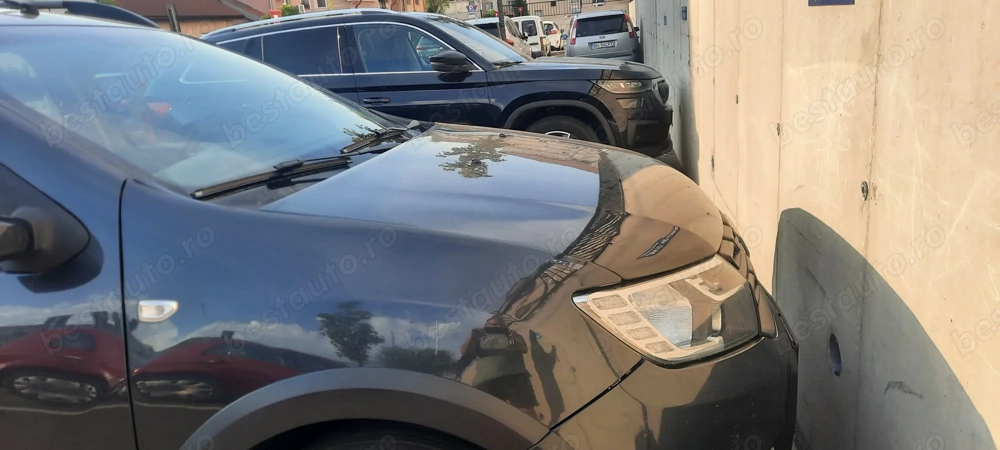 Logan MCV Stepway de vanzare