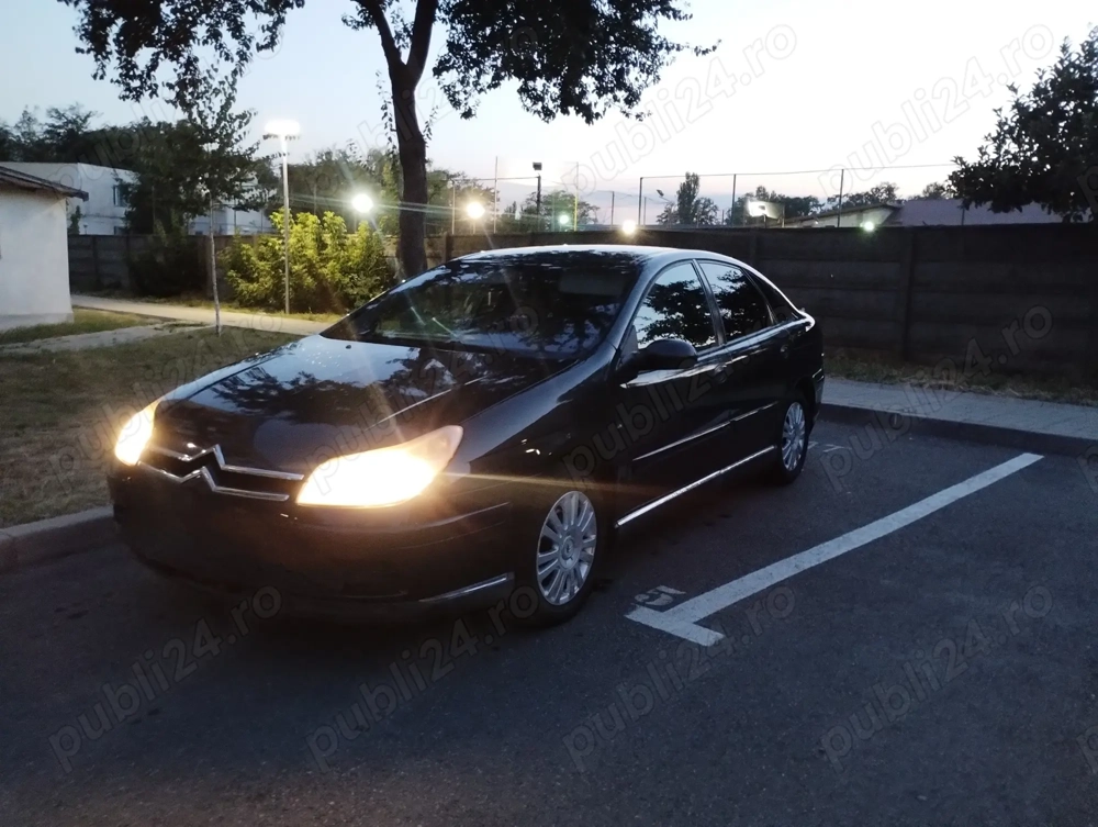 Vând Citroen C5 din 2005   motor 2000 cc   136 cp