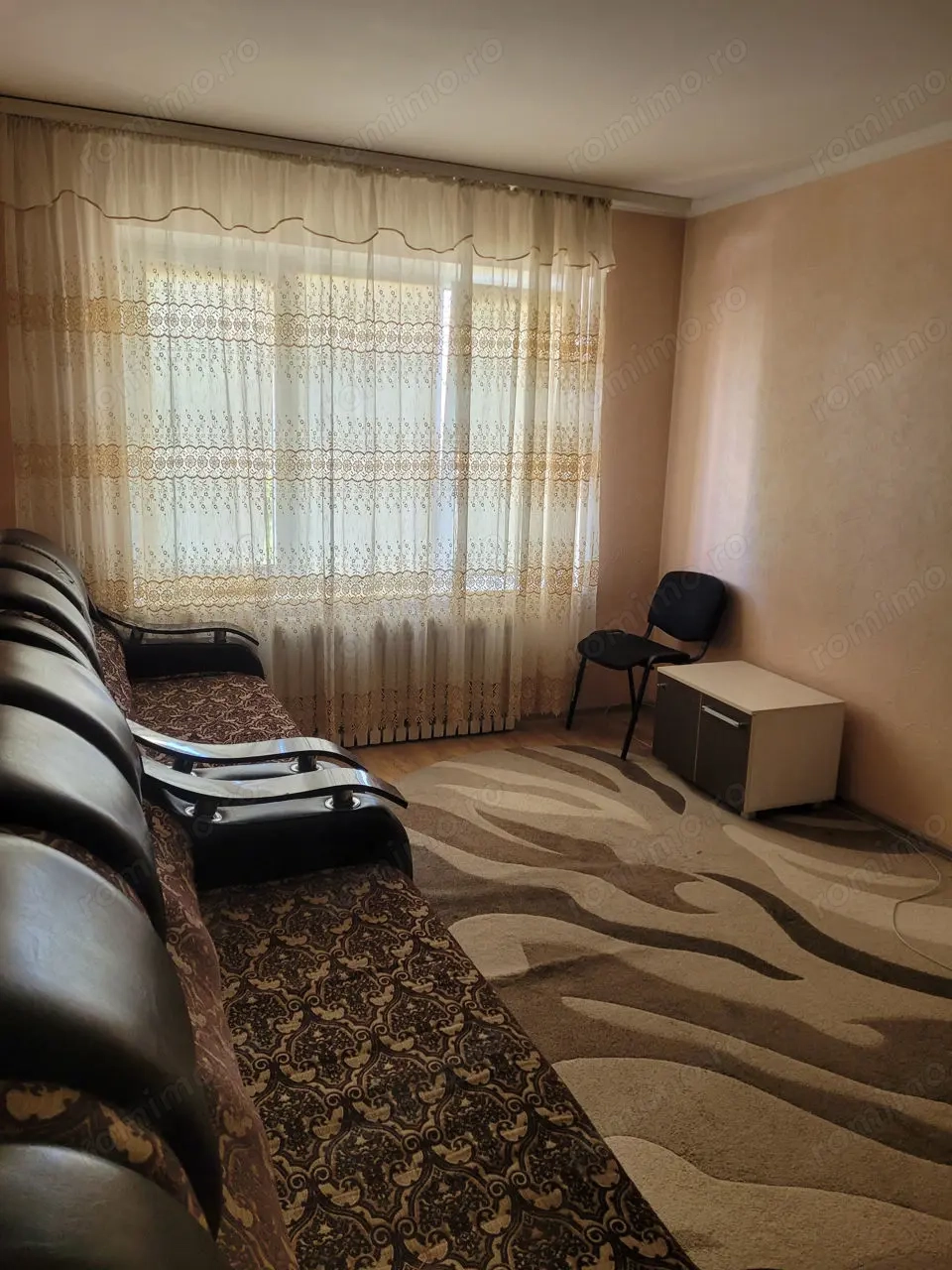 De inchiriat garsoniera in zona Blascovici