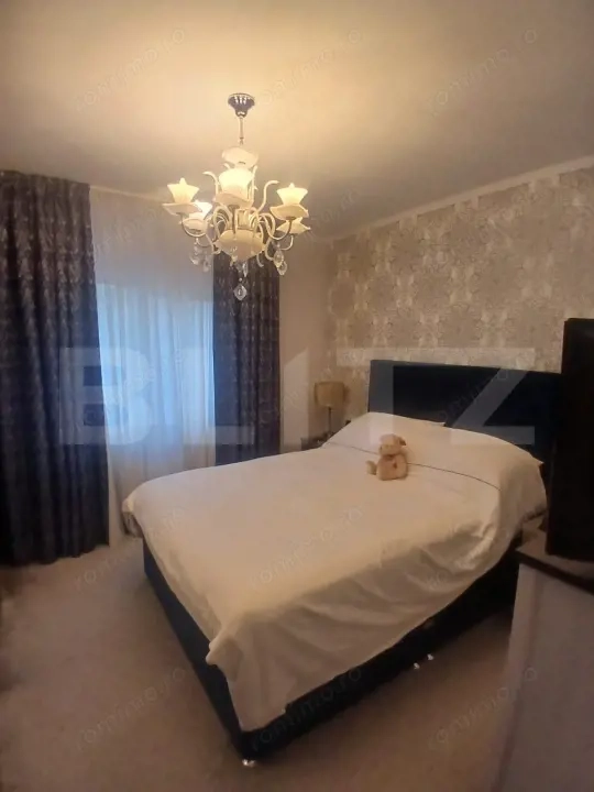 Apartament de vanzare, cu 2 camere, decomandat, zona Visani