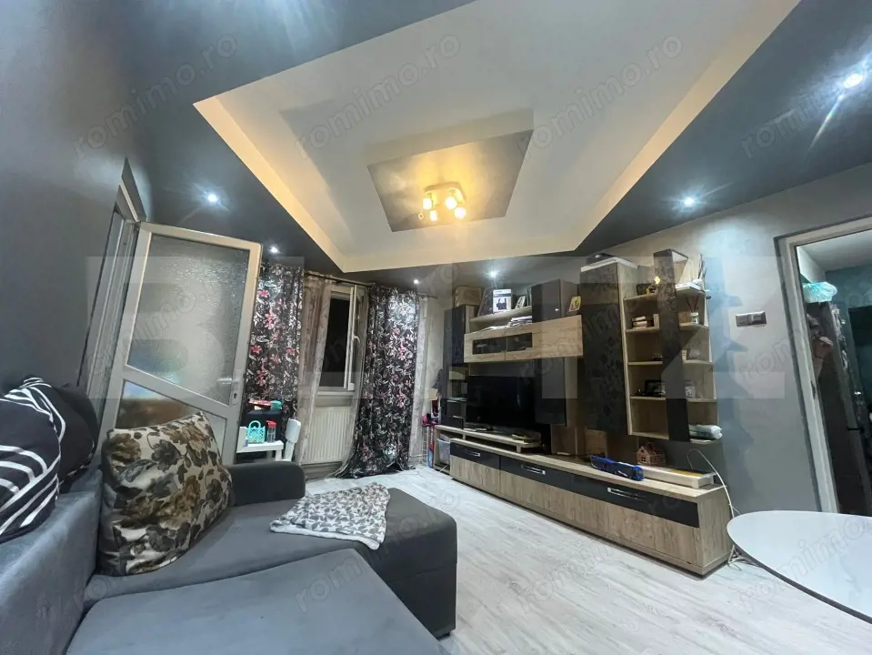 Apartament de vanzare, cu 3 camere, 50,67 mp, zona M11