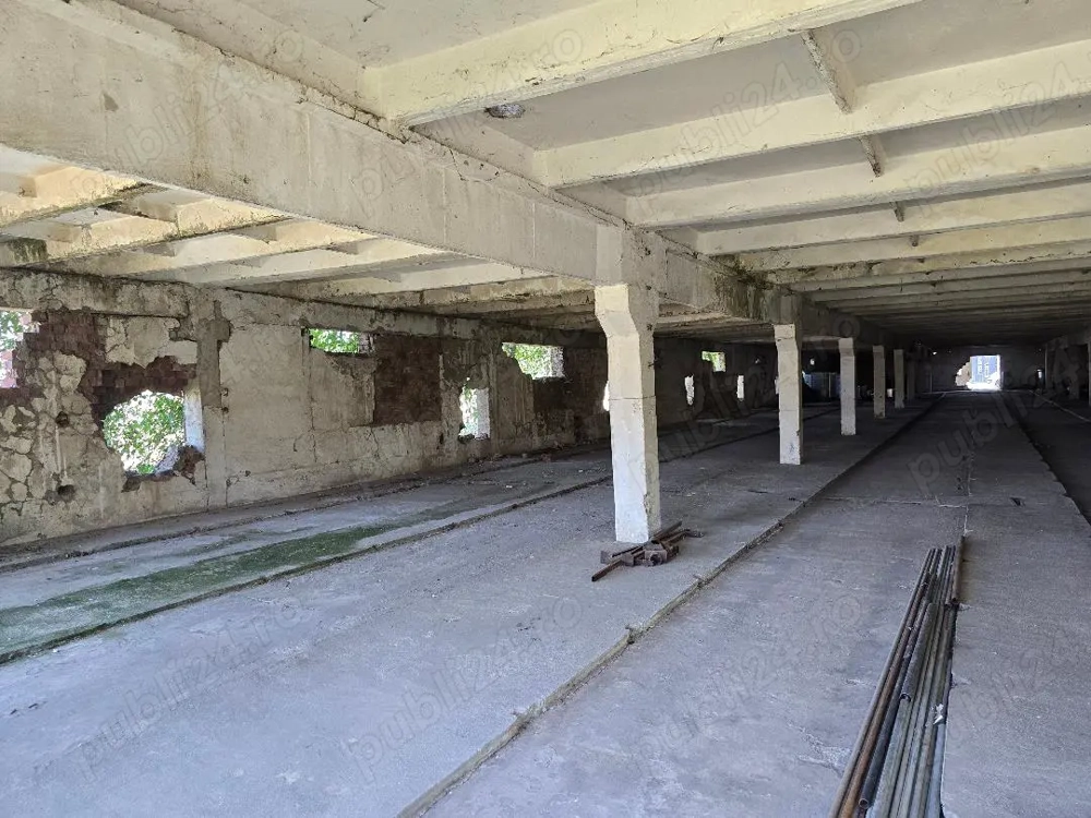 Vand hala Zona str  Borsului  , P+E, SC total -2048 mp , teren 2000 mp , trifazic , acces TIR