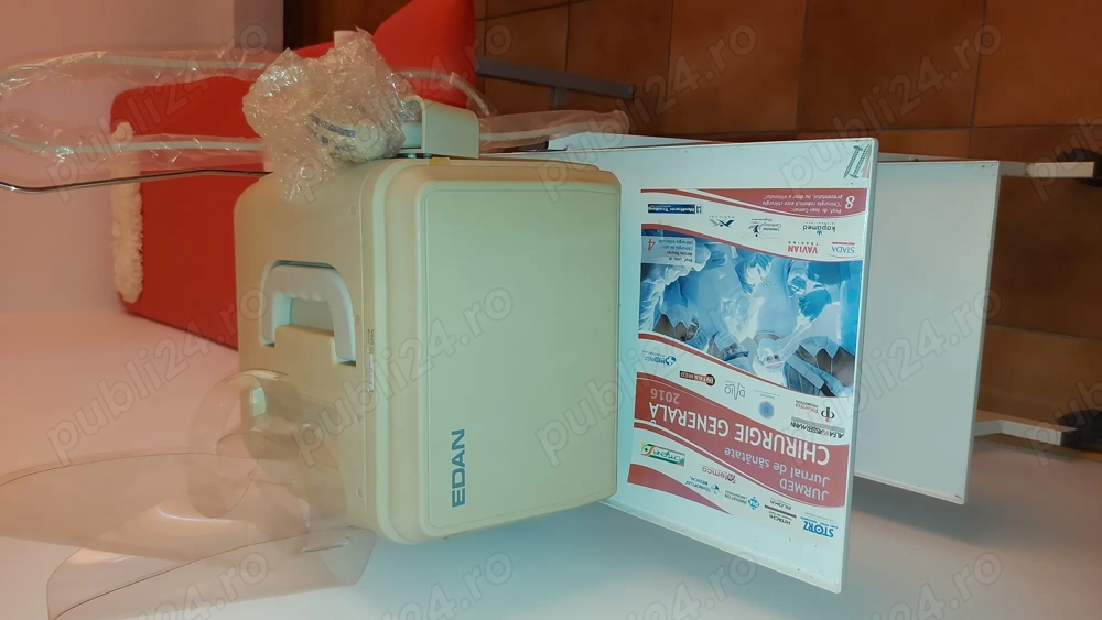 Vând ecograf EDAN DUS 3