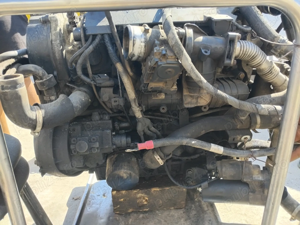 Vând motor fiat punto 