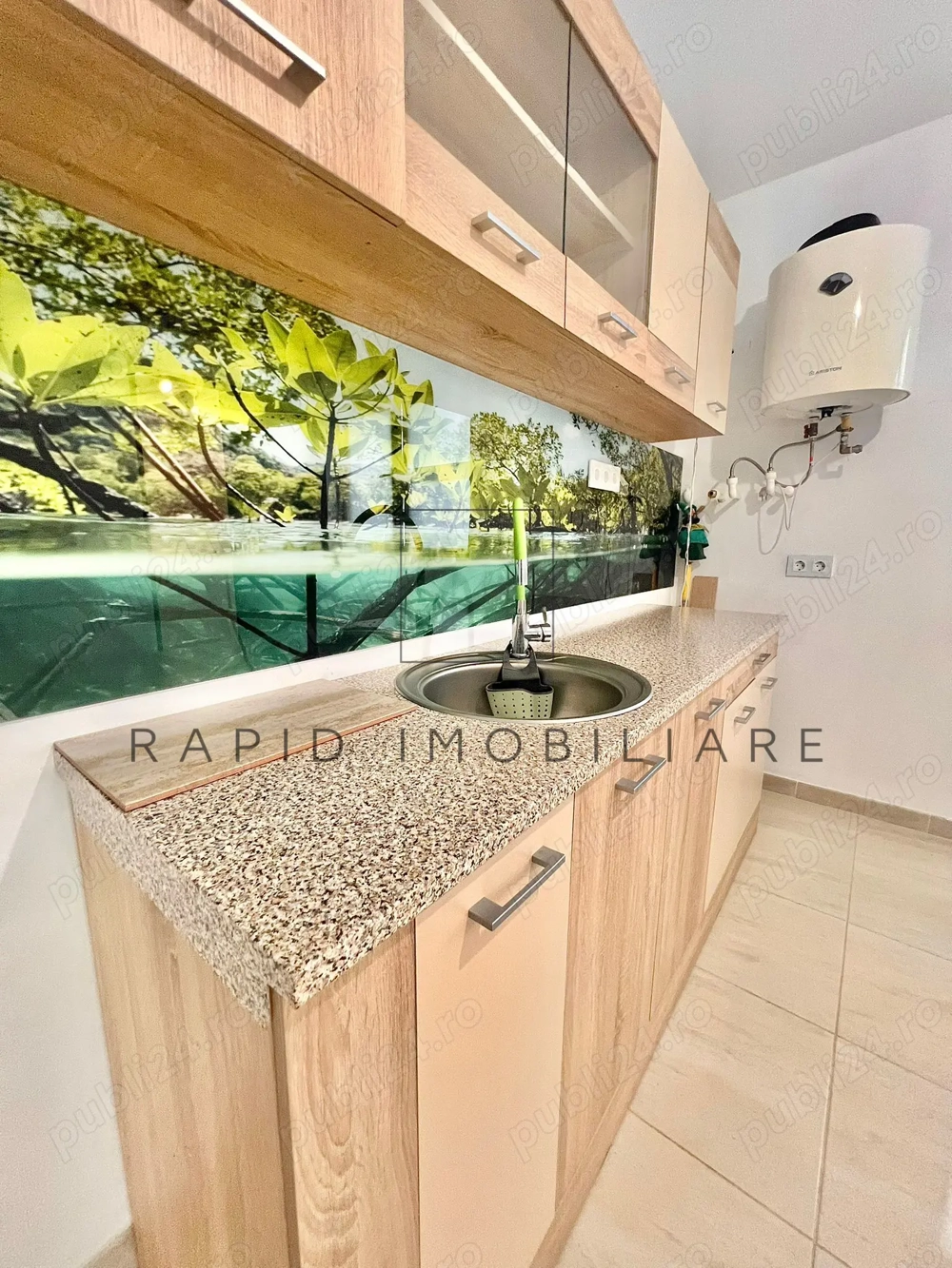 Casa Cocheta - 500 mp Teren - Gaze   Canalizare   Apa   Electricitate