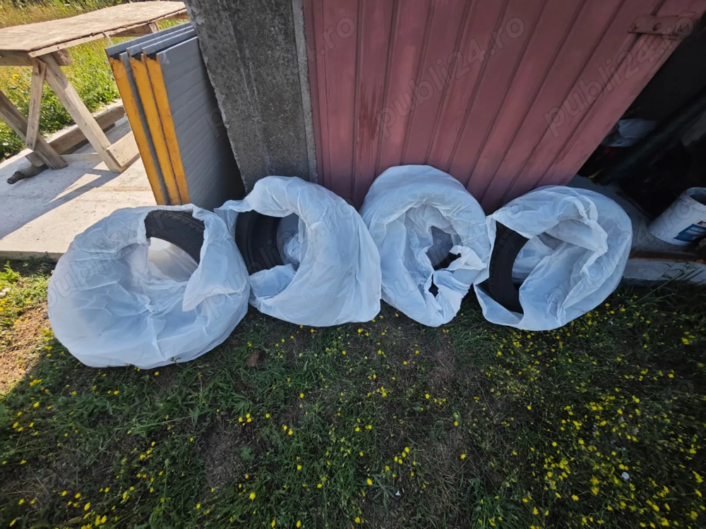 Vanzare anvelope Dunlop SP Sport Maxx 050 225/50 R18 95V 