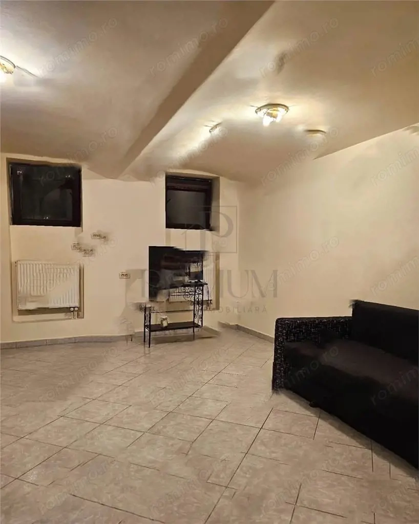 Apartament 2 camere-Central-Decomandat-Centrala proprie