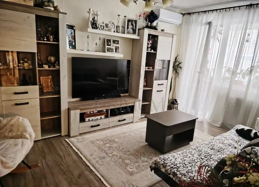 TORONTAL - ETAJ 1 - LIFT - 3 CAMERE - CENTRALA PROPRIE - CLIMA - GARAJ SUB BLOC+BOXA CF